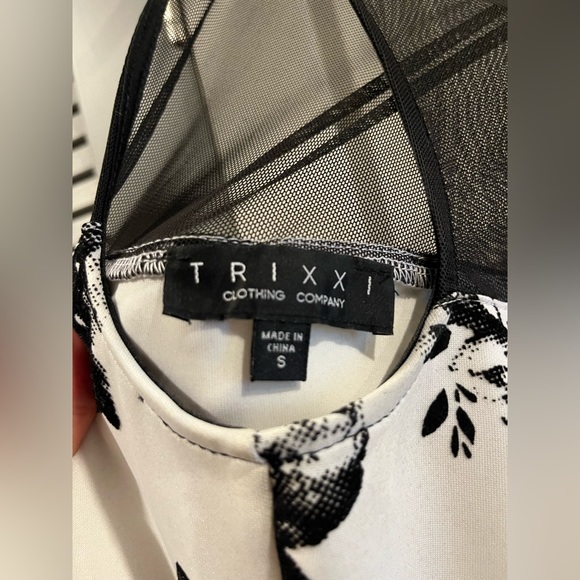 Black and White Floral Trixxi Dress - Picture 5 of 5